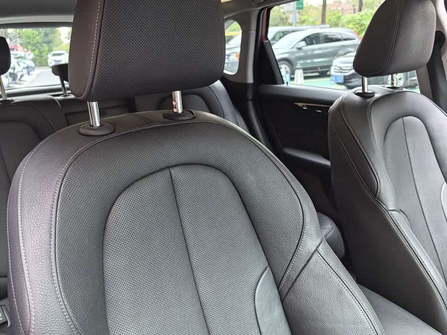 BMW 2 Series Tourer (Imported) 2014 immagine di auto #21