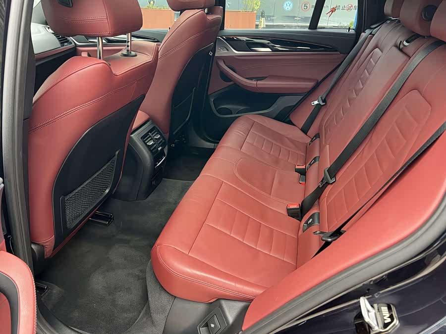 BMW X4 2018 صورة سيارة #21