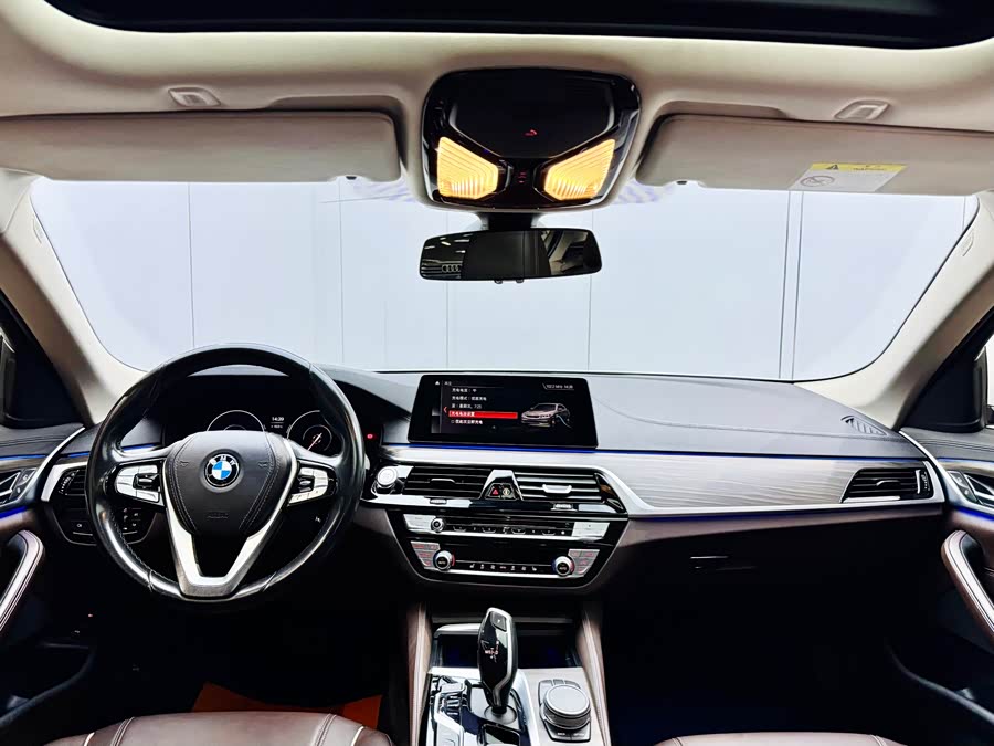 BMW 5 Series New Energy 2019 #21 BMW 5 Series New Energy 2019 car image #21