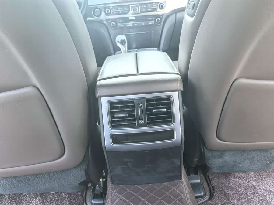 Hyundai Equus 2014 car image #21