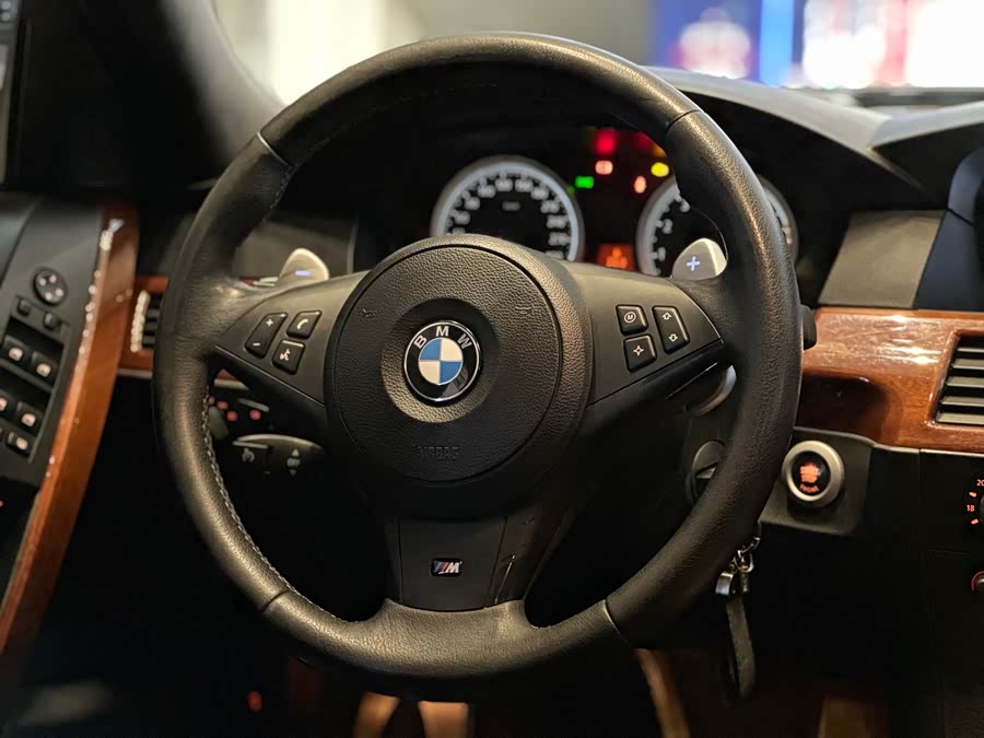 BMW M5 2007 car image #21