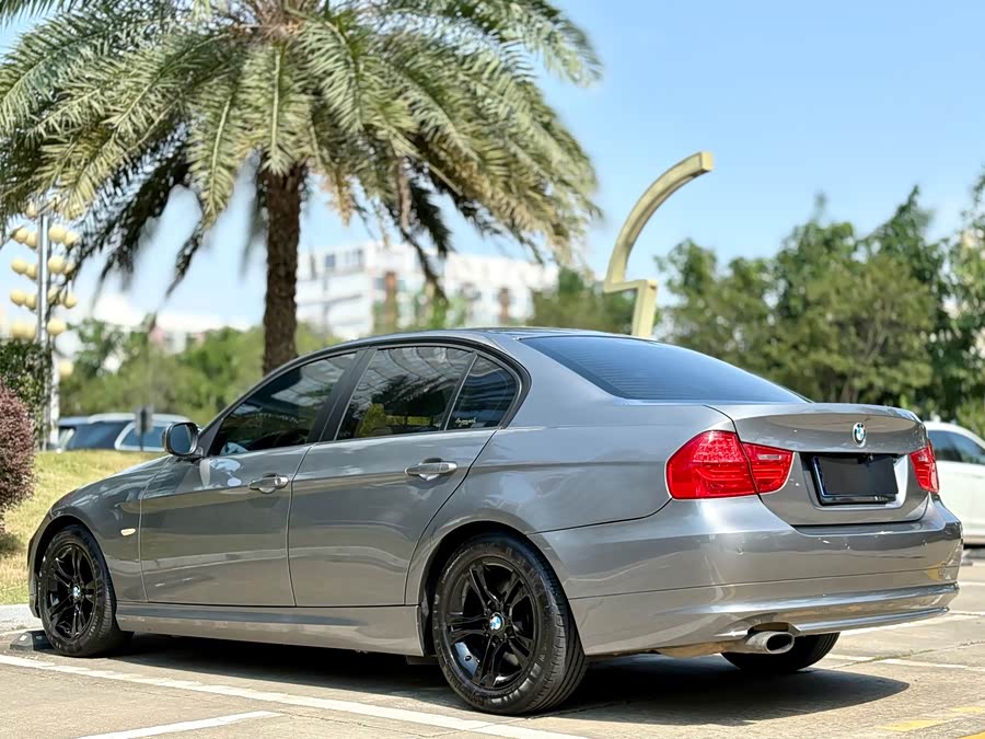 BMW 3 Series (Imported) 2012 car image #21