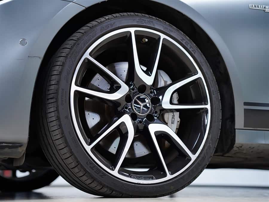 Mercedes-Benz E AMG 2018 immagine di auto #21