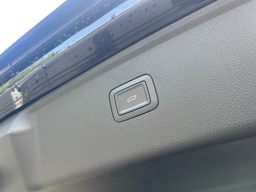 HongQi HS7 PHEV 2024 #21 HongQi HS7 PHEV 2024 car image #21