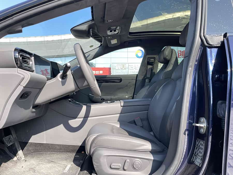 零跑汽车 零跑C01 2022 汽车图片 #21