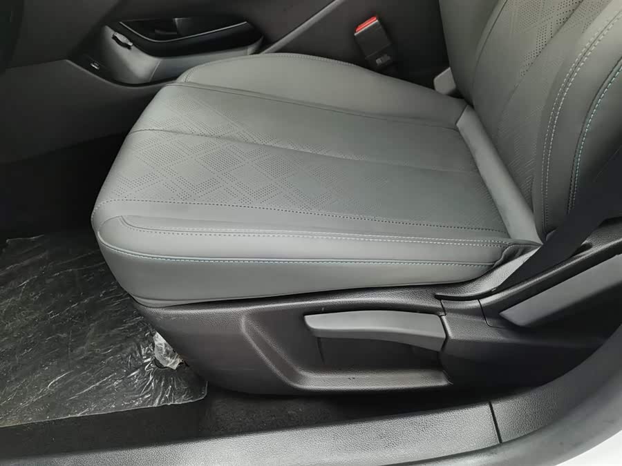 BYD Qin Plus 2025 صورة سيارة #21