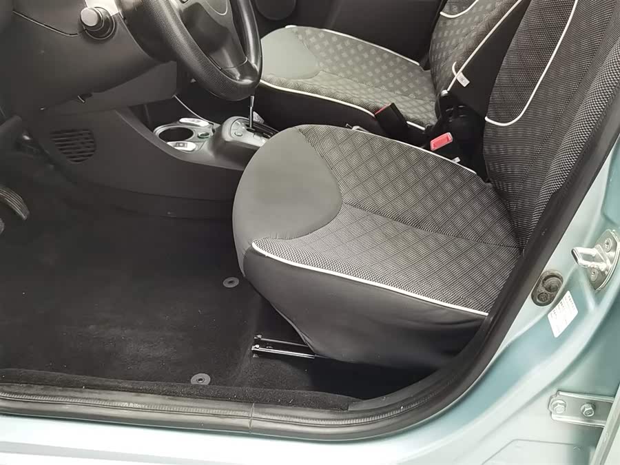 BYD F0 2016 #21 BYD F0 2016 car image #21