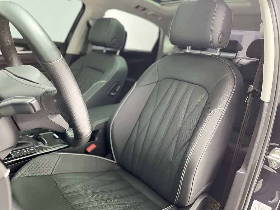 Volkswagen Passat 2022 car image #21