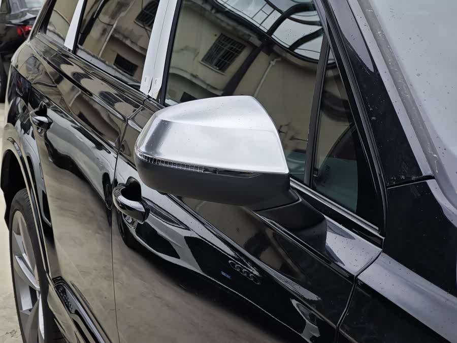 Audi SQ7 #21 Audi SQ7 car image #21