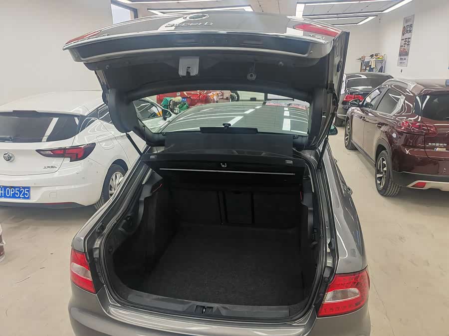 Skoda Superb 2012 imagen de coche #21