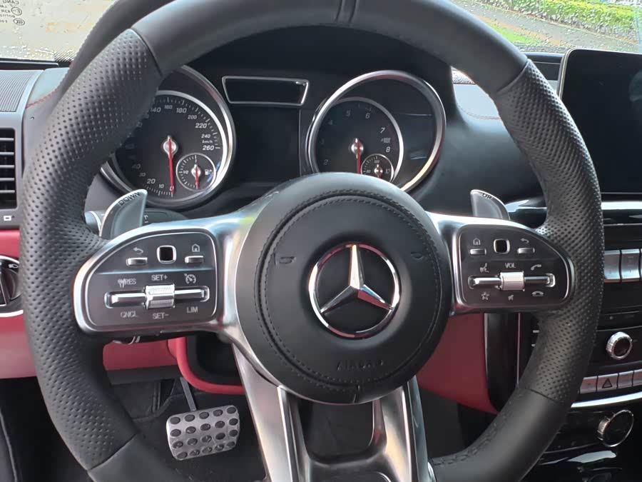 Mercedes-Benz G Class 2017 immagine di auto #21