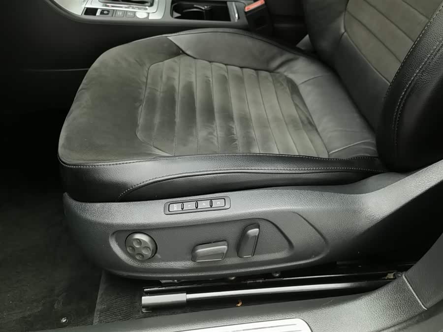 Volkswagen Magotan (Imported) 2014 изображение автомобиля #21