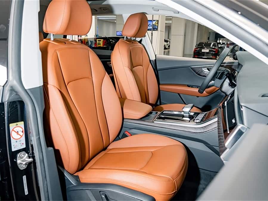 Audi Q8 2021 #21 Audi Q8 2021 car image #21