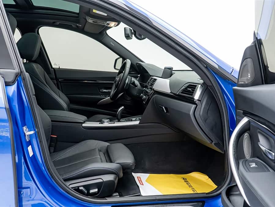 BMW 3 Series GT 2019 car image #21