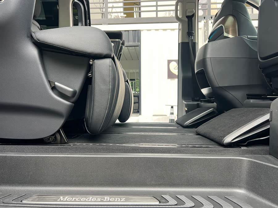 Mercedes-Benz V Class 2022 #21 Mercedes-Benz V Class 2022 car image #21