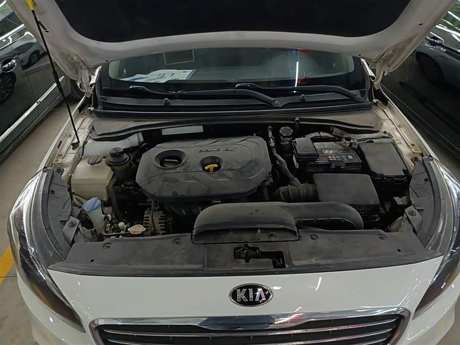 起亚 起亚K4 2015 汽车图片 #21