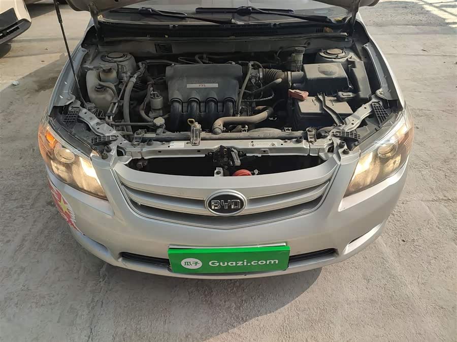 BYD L3 2014 car image #21