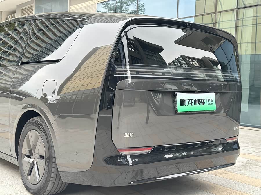 理想汽车 理想MEGA 2024 汽车图片 #21