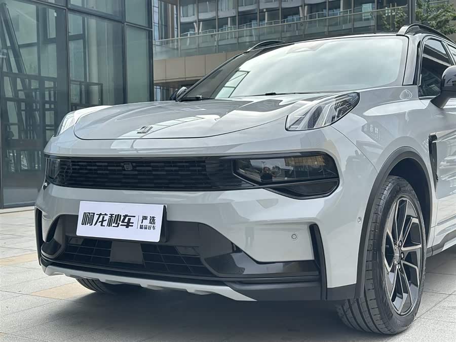 Lynk & Co 01 2022 image de voiture #21