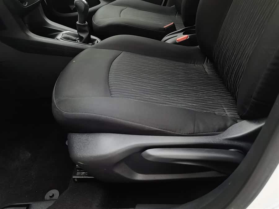 雪铁龙 东风风度MX6 2015 汽车图片 #21