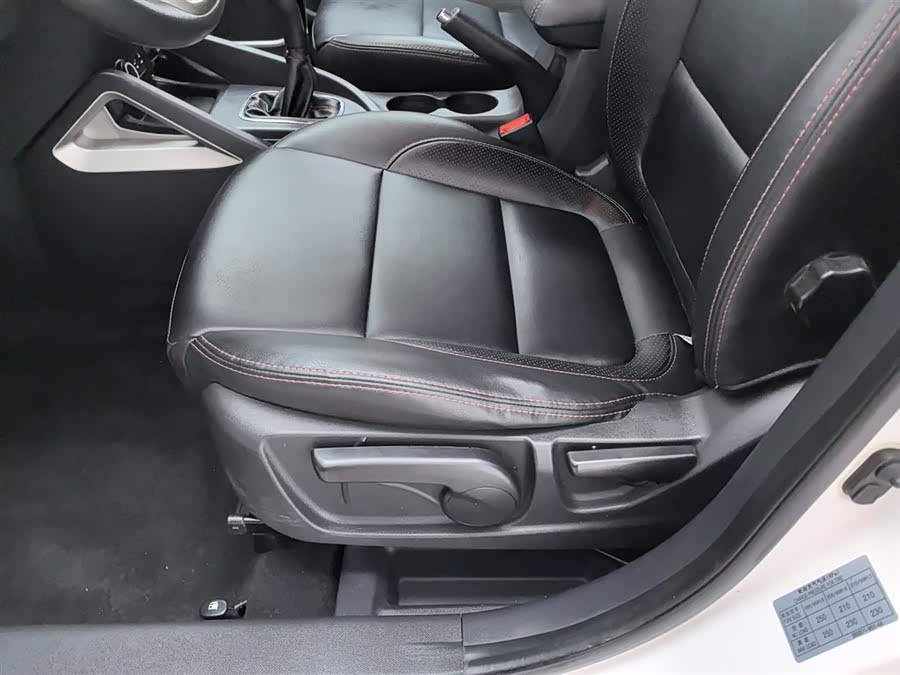 Changan CS35 2014 car image #21