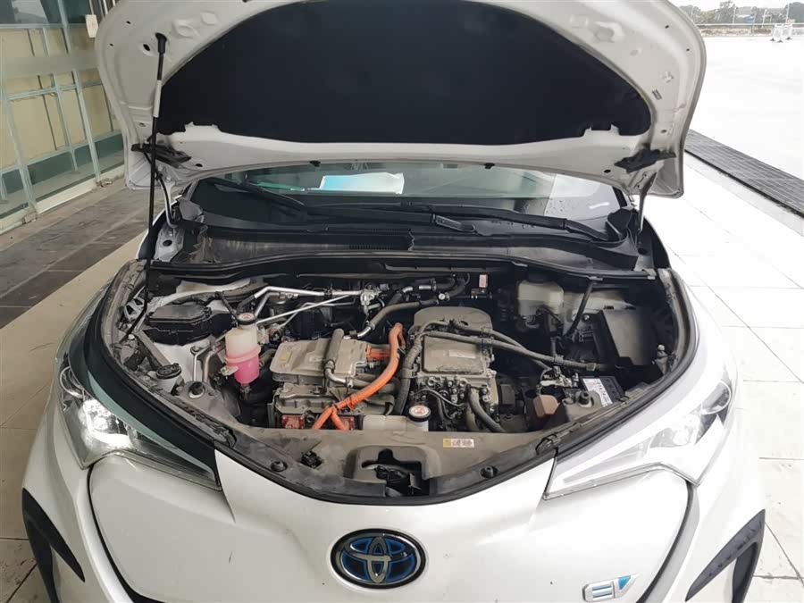 Toyota C-HR EV 2021 #21 Toyota C-HR EV 2021 immagine di auto #21