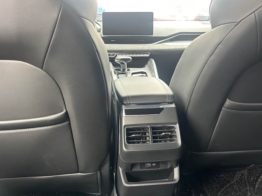 GEELY PrefaceL 2022 car image #21