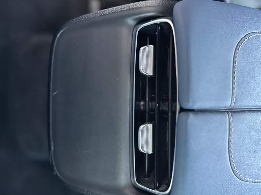 Mercedes-Benz EQS SUV 2023 car image #21