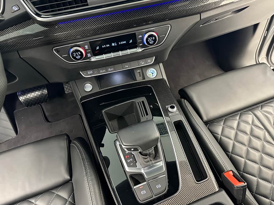 Audi Q5L Sportback 2022 car image #21