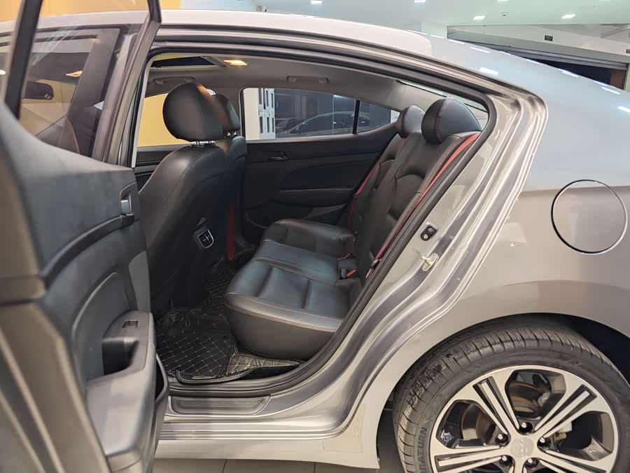 Hyundai Elantra AD 2018 car image #21