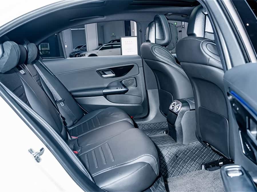 Mercedes-Benz C Class New Energy 2025 #21 Mercedes-Benz C Class New Energy 2025 immagine di auto #21