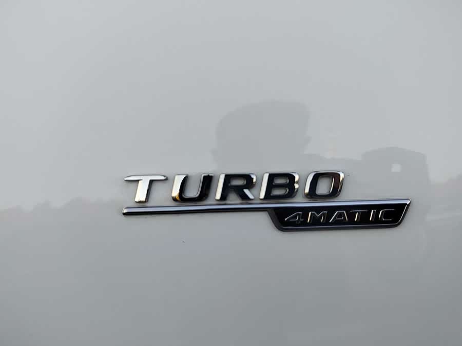 Mercedes-Benz GLB AMG 2025 imagen de coche #21