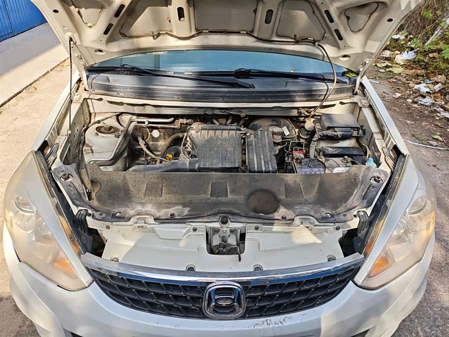 Suzuki Liana A6 2015 immagine di auto #21