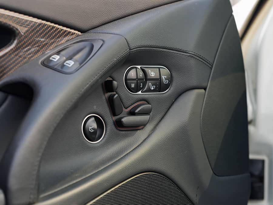 Mercedes-Benz SL AMG 2009 car image #21