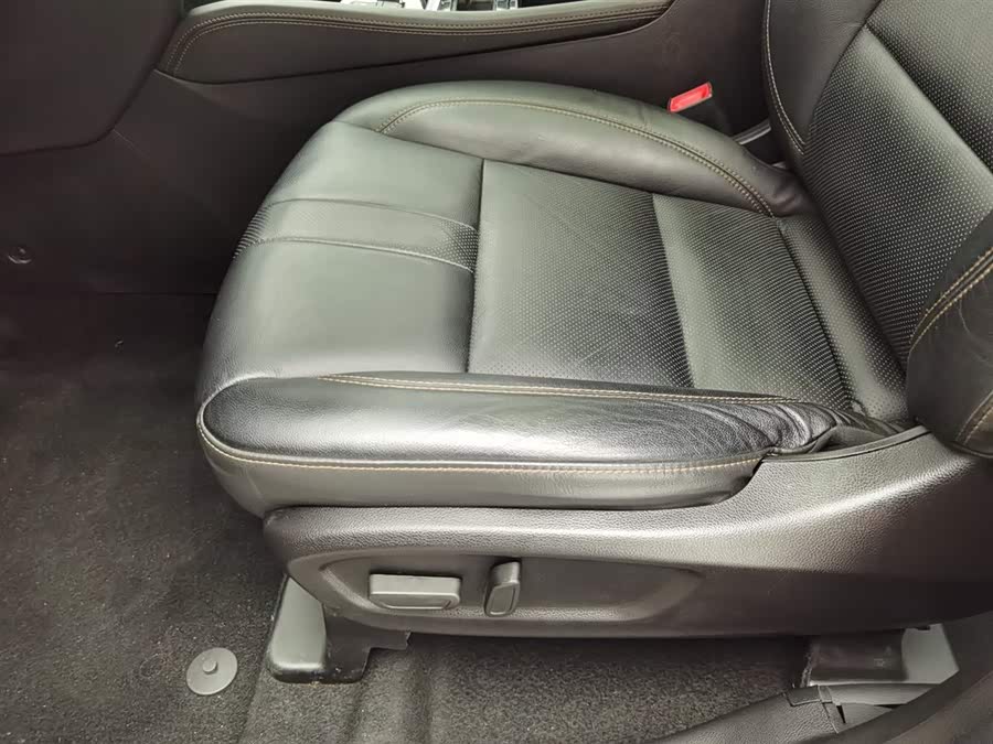 GAC Trumpchi GS7 2018 #21 GAC Trumpchi GS7 2018 car image #21