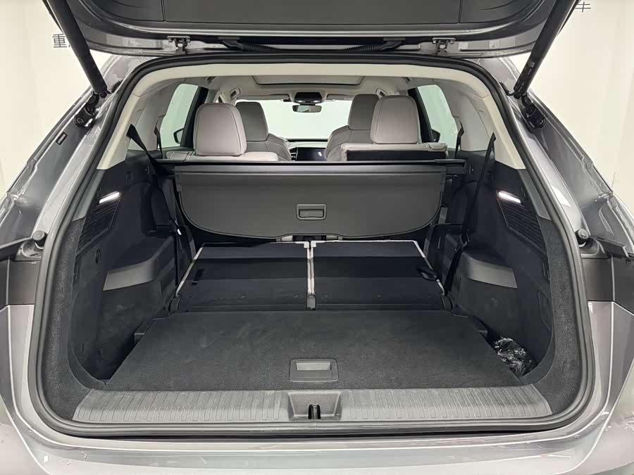 Audi Q5 e-tron 2023 immagine di auto #21