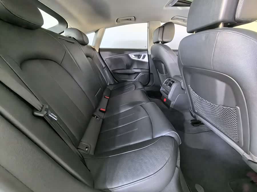 Audi A7 2016 immagine di auto #21