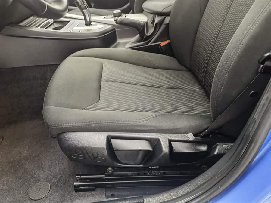 BMW 1 Series (Imported) 2019 car image #21