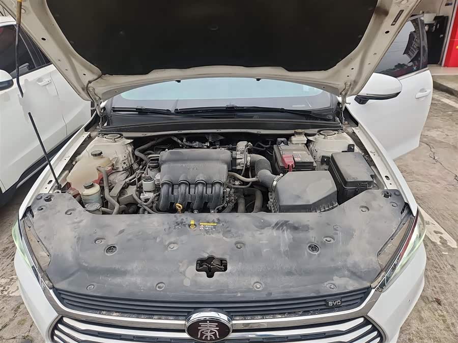 BYD Qin Pro 2020 immagine di auto #21