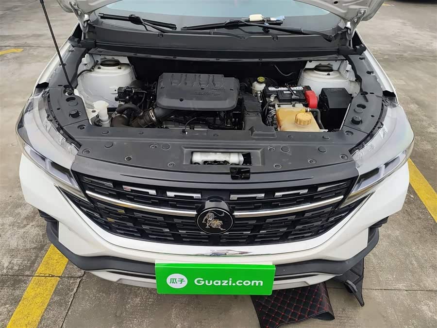 Forthing T5 2023 #21 Forthing T5 2023 صورة سيارة #21