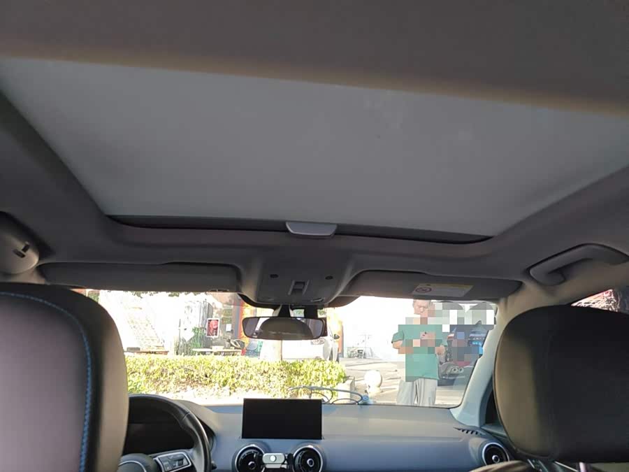 Audi Q2L e-tron 2020 #21 Audi Q2L e-tron 2020 صورة سيارة #21