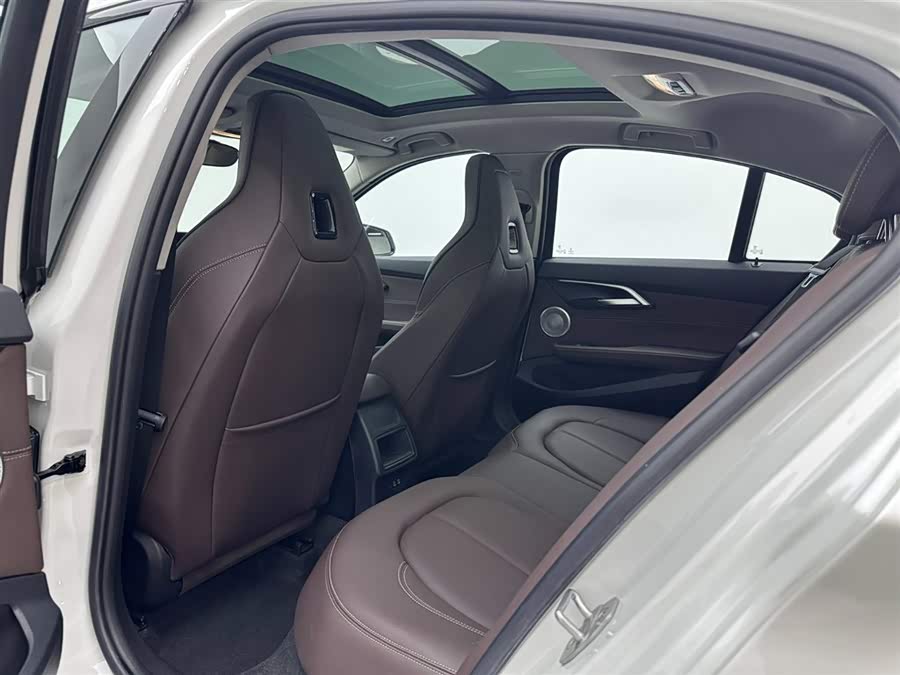 BMW 1 Series 2020 immagine di auto #21