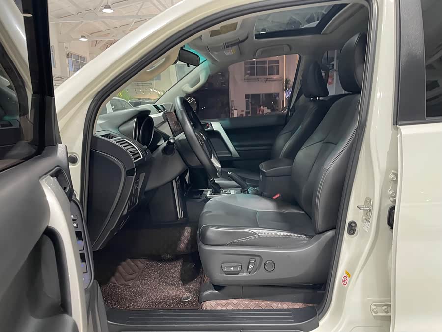 丰田 普拉多 2016 汽车图片 #21