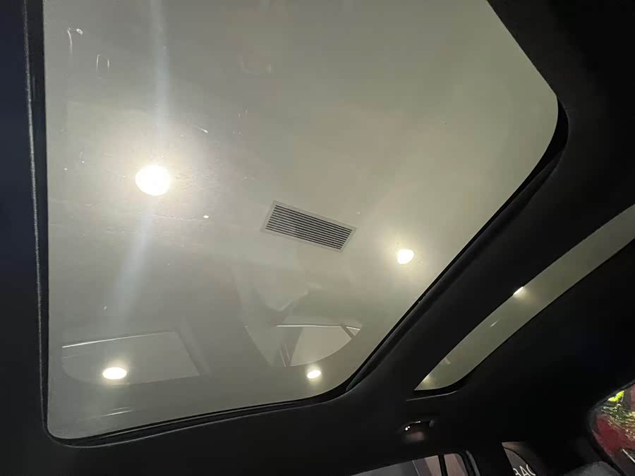 Mercedes-Benz EQB Class 2025 #21 Mercedes-Benz EQB Class 2025 immagine di auto #21