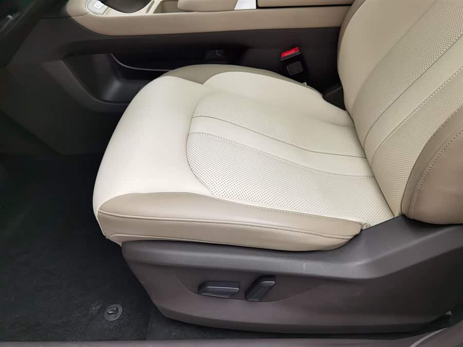 MG ES5 2024 #21 MG ES5 2024 car image #21