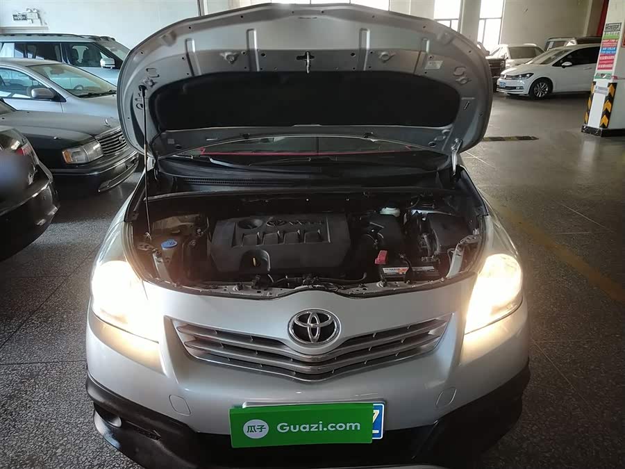 Toyota Reiz 2015 immagine di auto #21