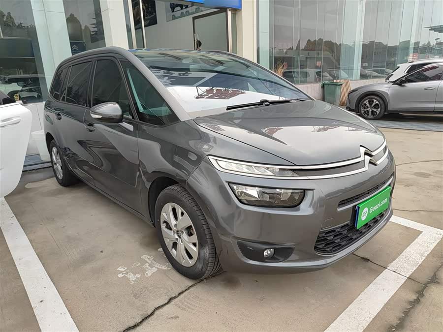 Citroen C4 PICASSO 2017 صورة سيارة #21