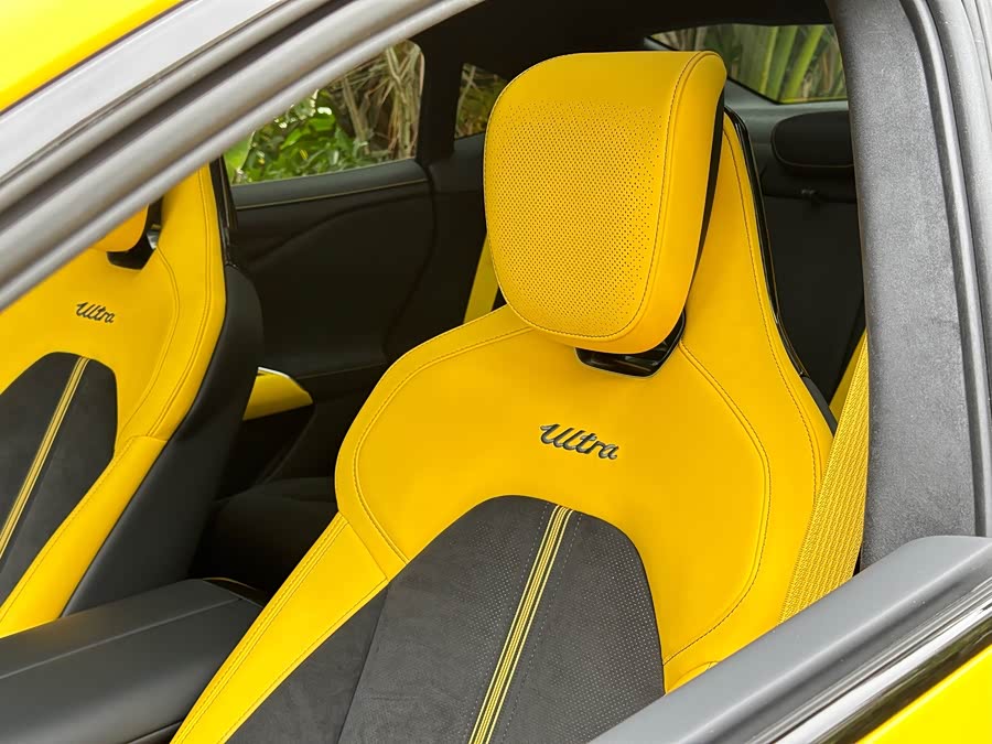 小米汽车 小米SU7 Ultra 2025 汽车图片 #21