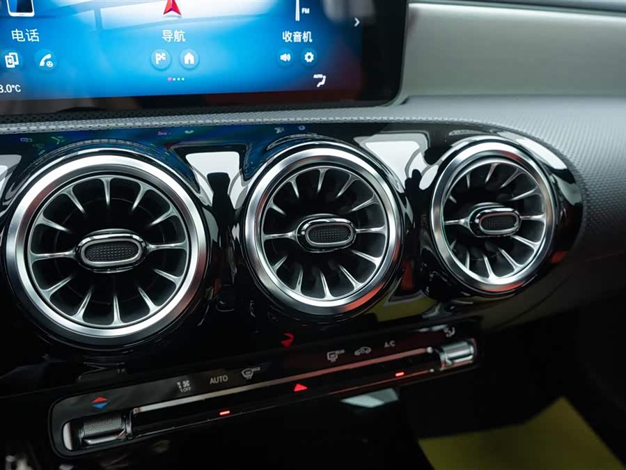 Mercedes-Benz A AMG 2024 #21 Mercedes-Benz A AMG 2024 صورة سيارة #21