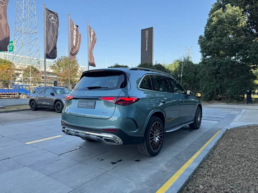 Mercedes-Benz GLC Class 2024 car image #21